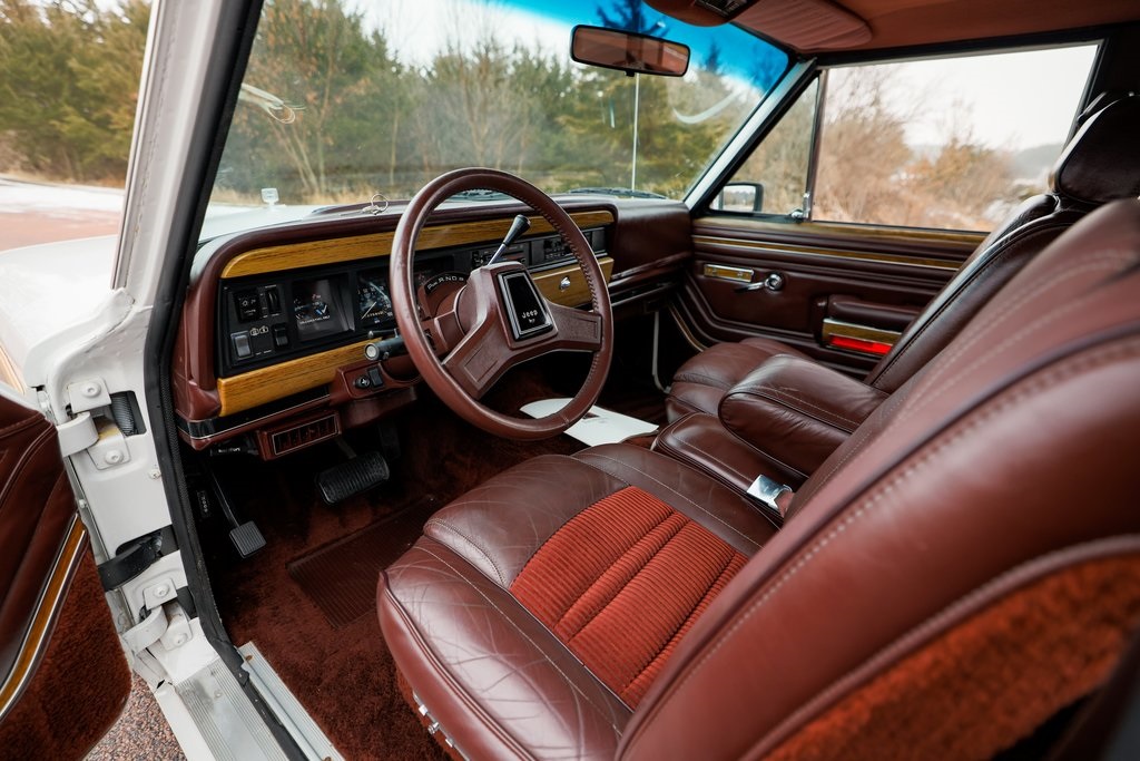 1989-jeep-grand-wagoneer-base-4wd-for-sale-20