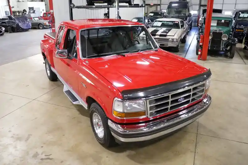 1992-ford-f150-xlt-lariat-flareside-for-sale-grand-rapids-mi-08