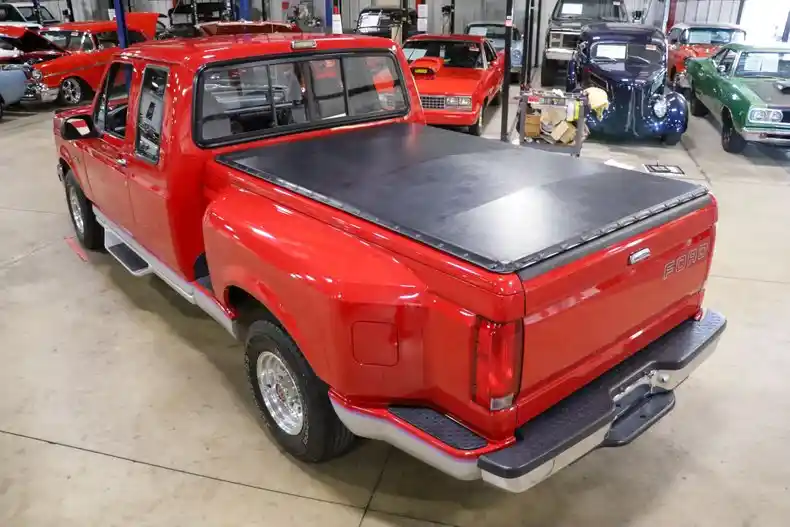 1992-ford-f150-xlt-lariat-flareside-for-sale-grand-rapids-mi-09