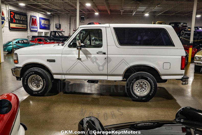 1994-ford-bronco-xl-4x4 (1)