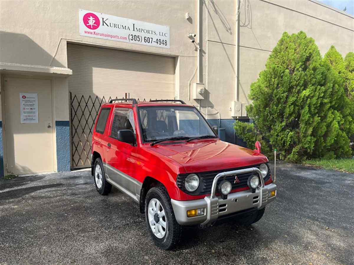 1995-Mitsubishi-Pajero-Mini-for-sale-01