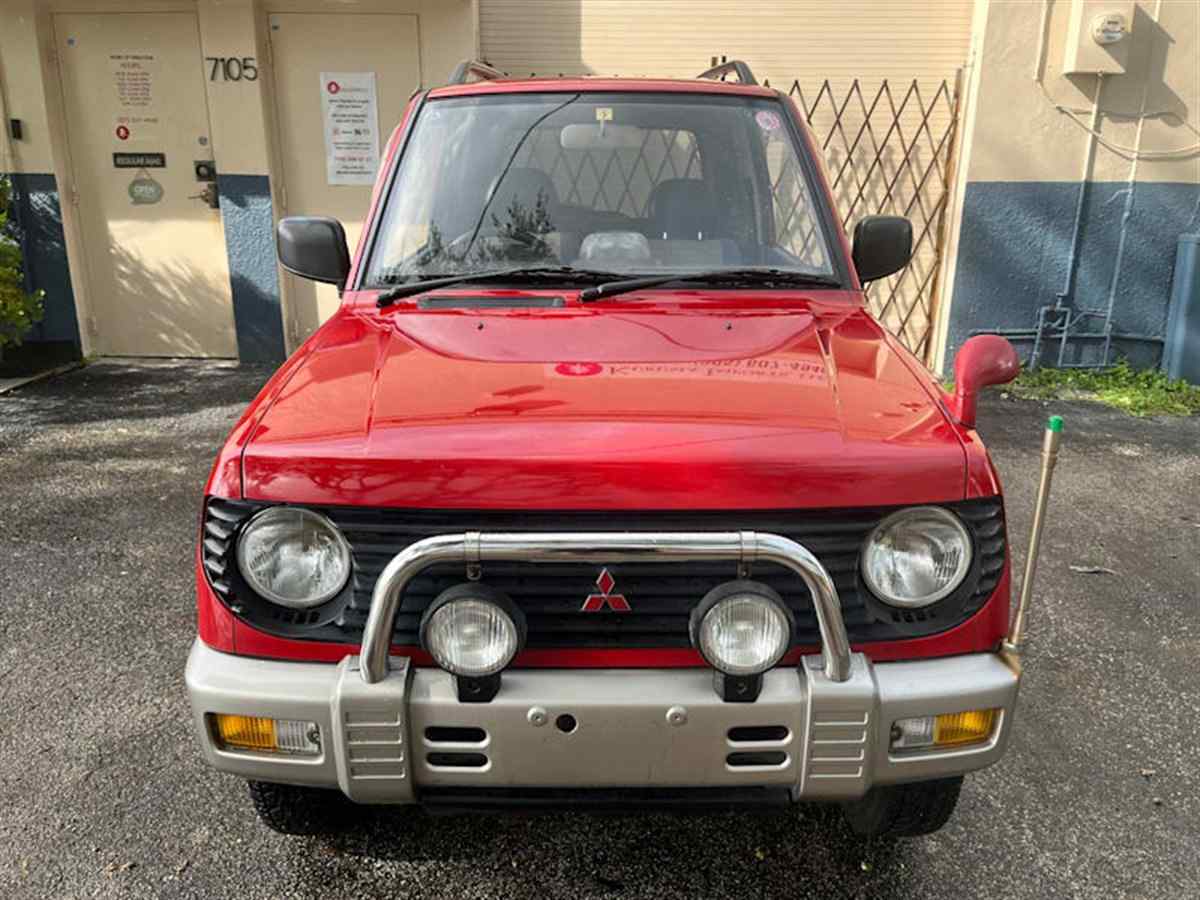 1995-Mitsubishi-Pajero-Mini-for-sale-02