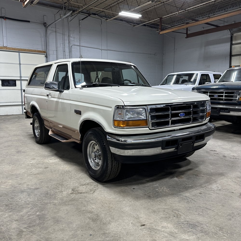 1995-ford-bronco-eddie-bauer-indiana-04