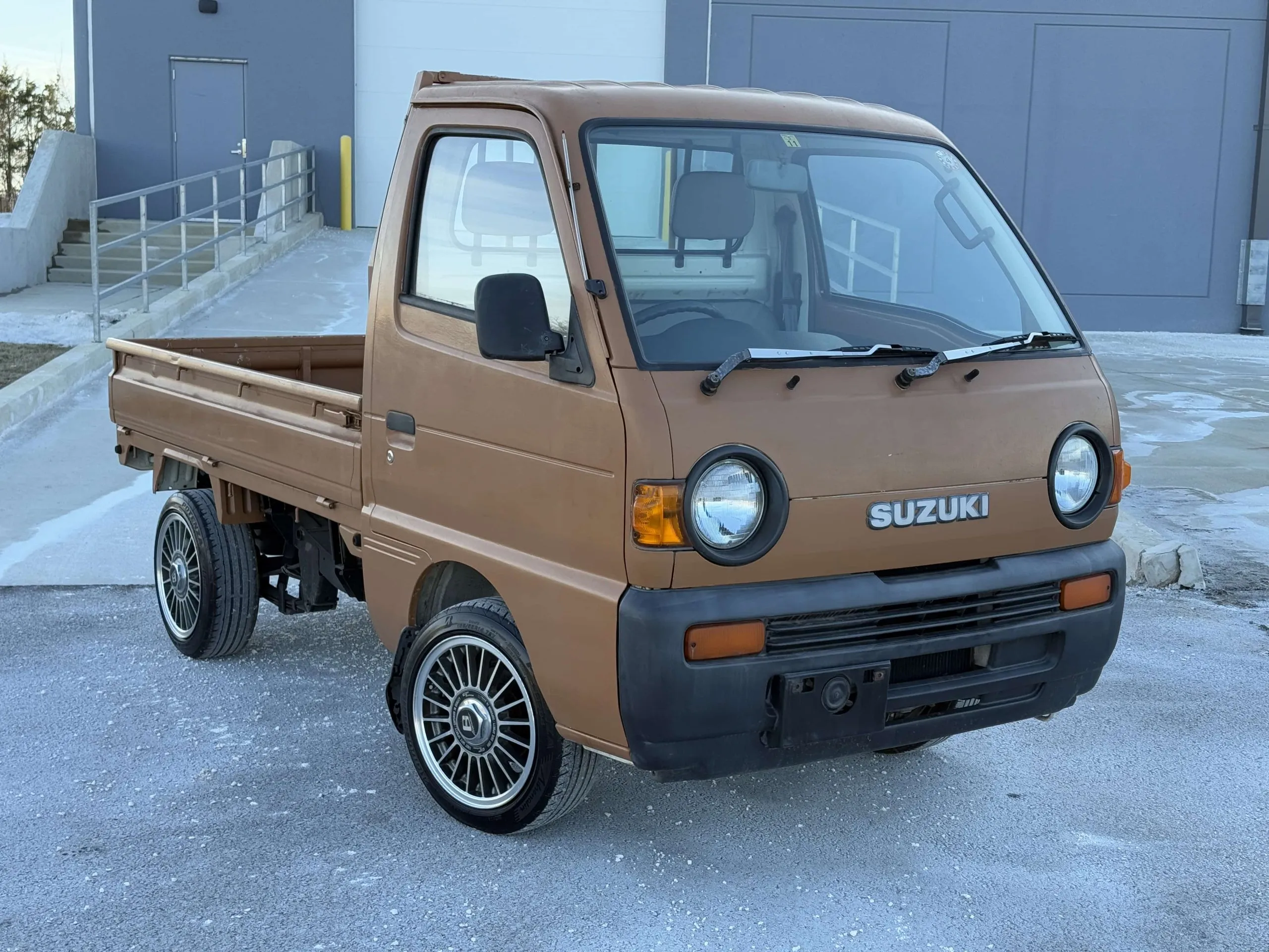 1996-suzuki-carry-mini-truck-for-sale-01