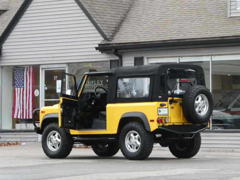 1997-land-rover-defender-90-nas-for-sale-04