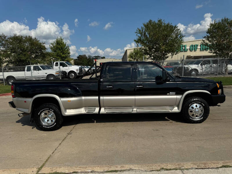 2006-chevrolet-silverado-3500-lt3-4dr-crew-cab-4wd-lb-drw-for-sale-02