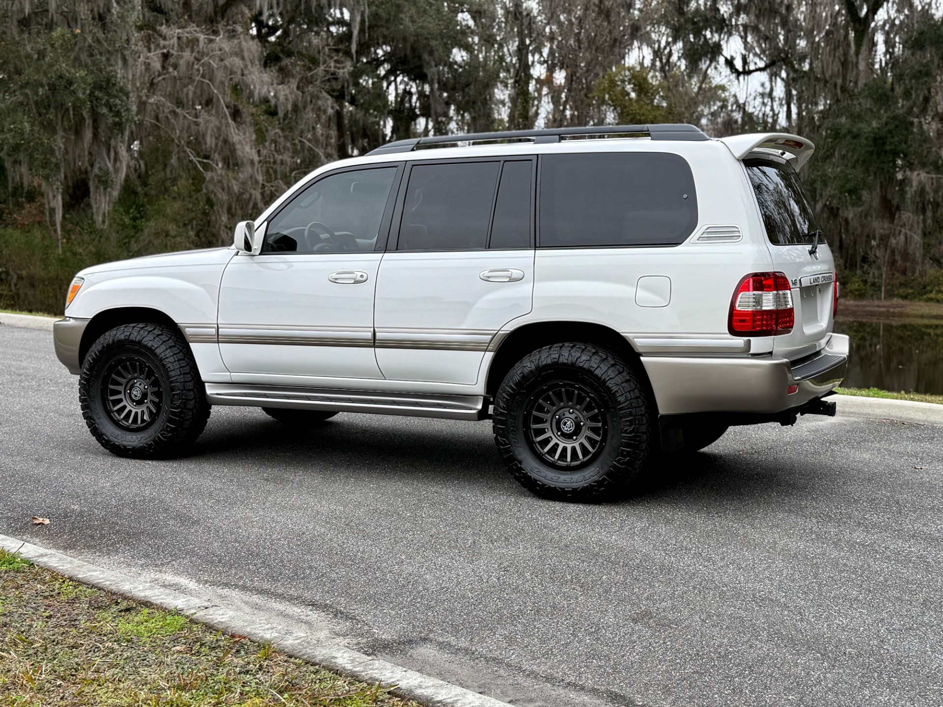 2006-toyota-land-cruiser-for-sale-jacksonville-fl-03