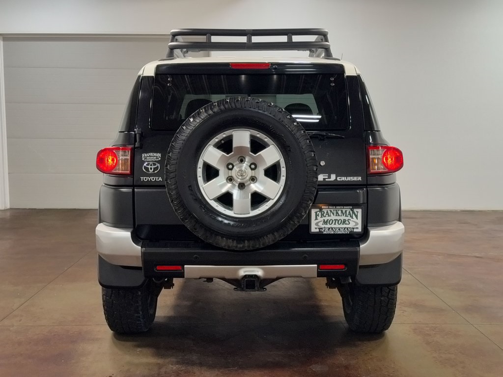 2007-toyota-fjcruiser-base-12