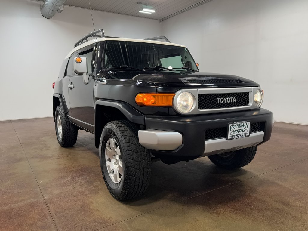 2007-toyota-fjcruiser-base-13