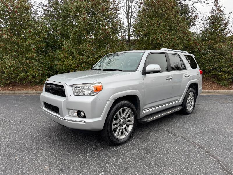 2013-toyota-4runner-avalon-01