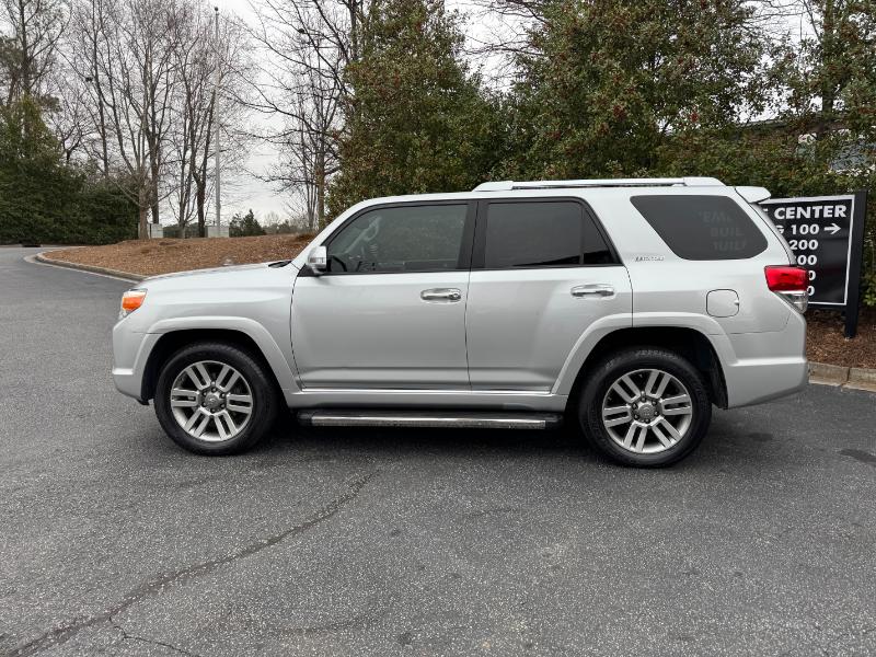 2013-toyota-4runner-avalon-03