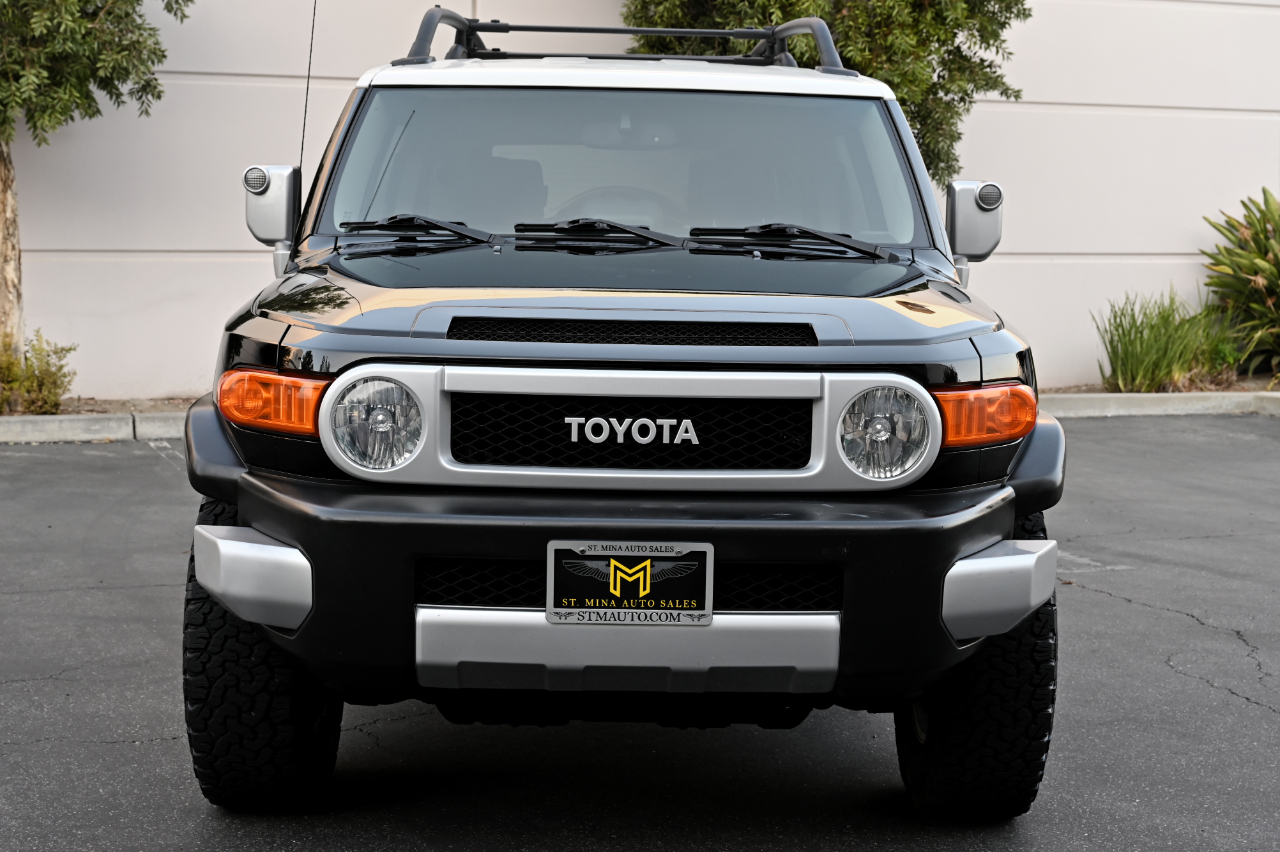 2014-toyota-fjcruiser-for-sale-california-07