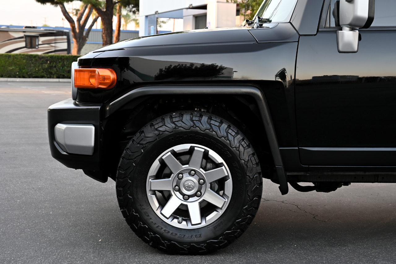 2014-toyota-fjcruiser-for-sale-california-18