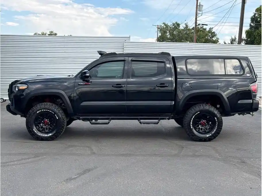 2019-toyota-tacoma-trd-pro-double-cab-for-sale-02