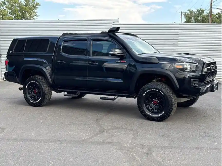 2019-toyota-tacoma-trd-pro-double-cab-for-sale-10