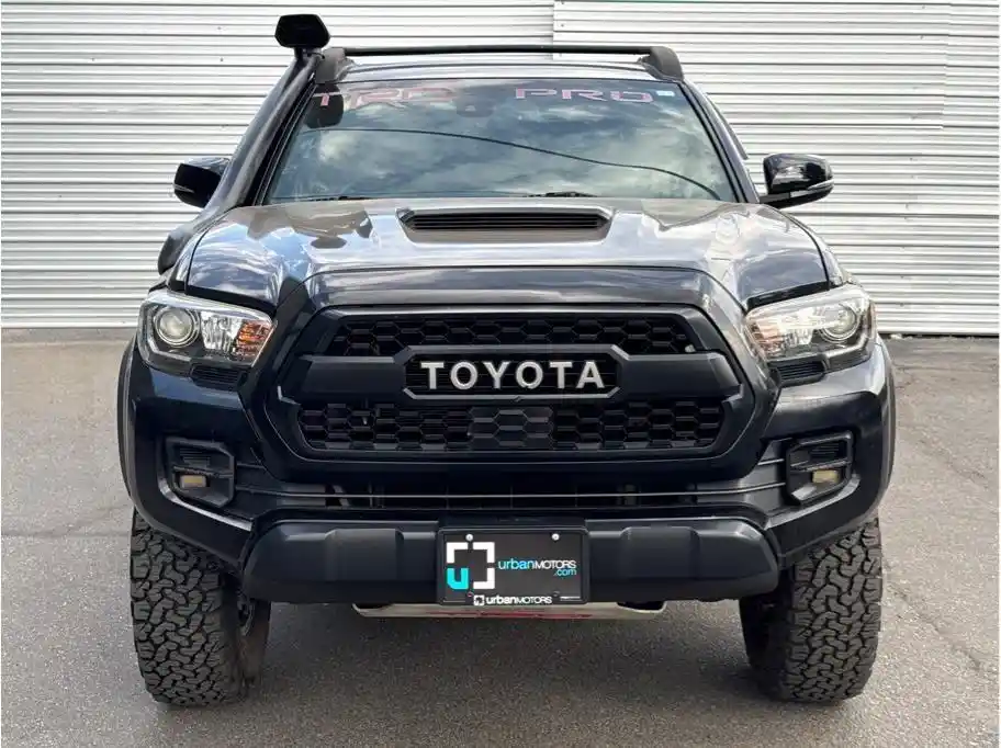 2019-toyota-tacoma-trd-pro-double-cab-for-sale-11