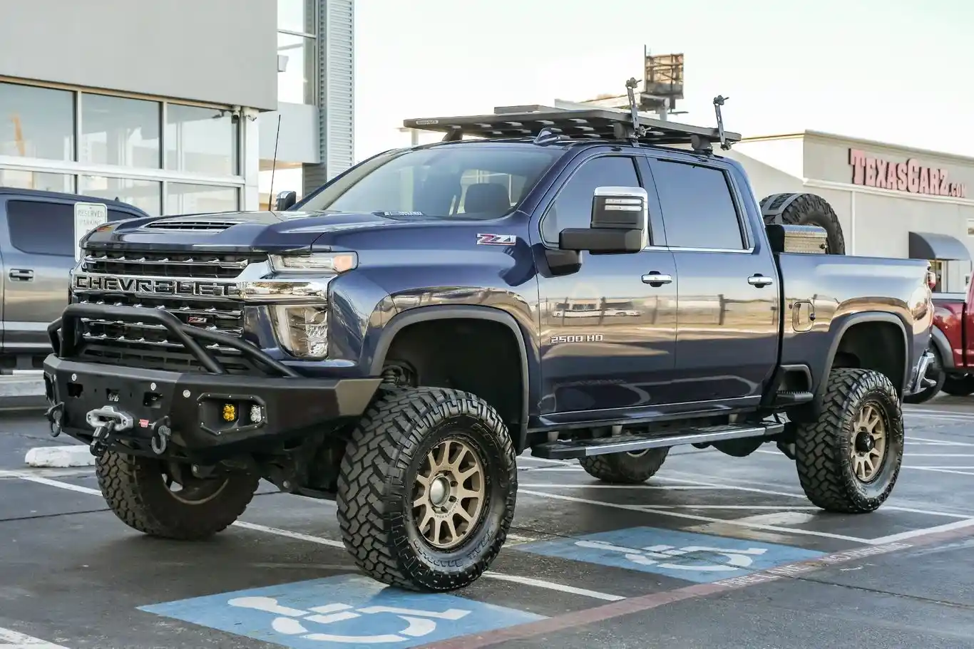 2020-chevrolet-silverado-2500hd-ltz-plus-for-sale-austin-tx-03