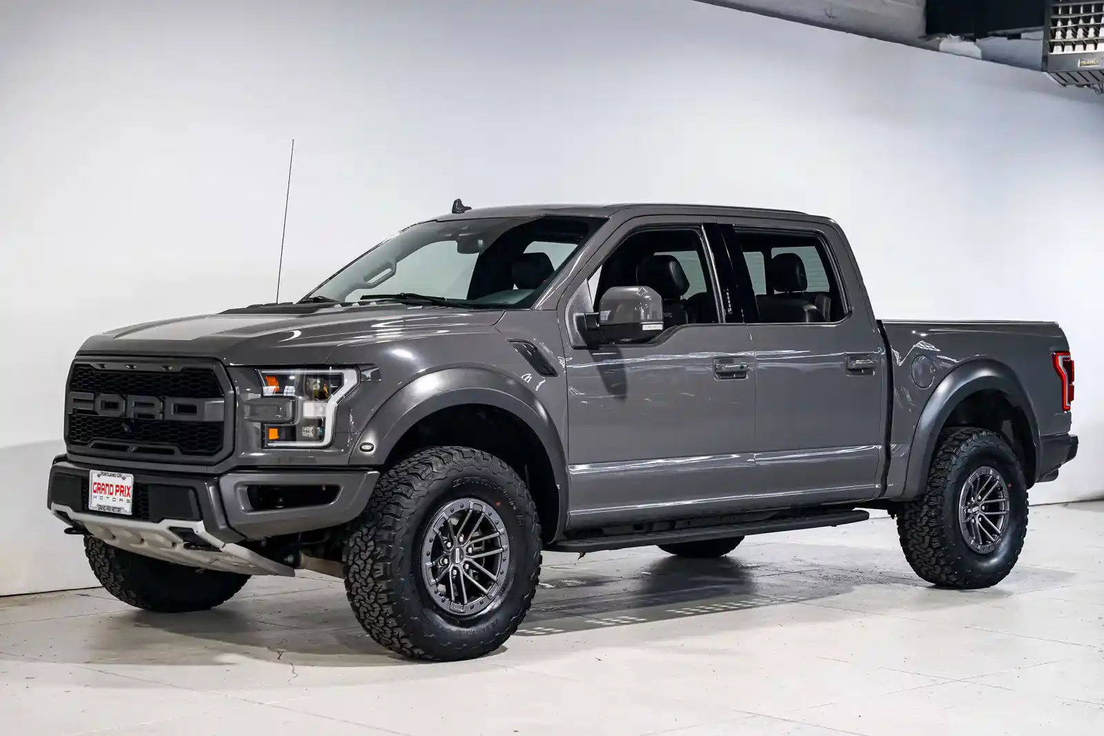 2020-ford-f150-raptor-for-sale-portland-or-05