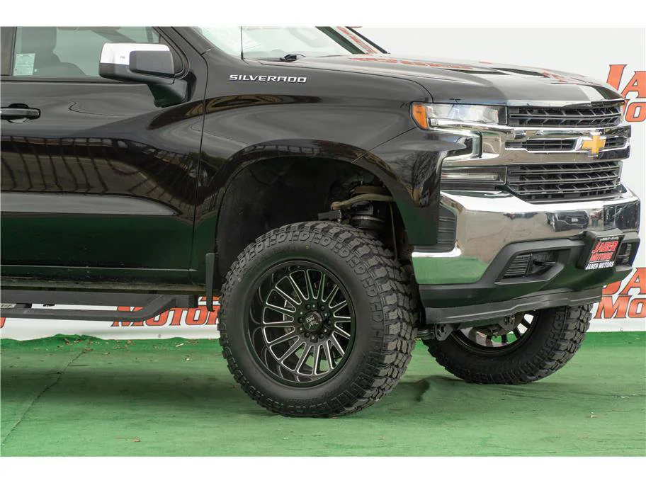 2021-chevrolet-silverado-modified-for-sale-06