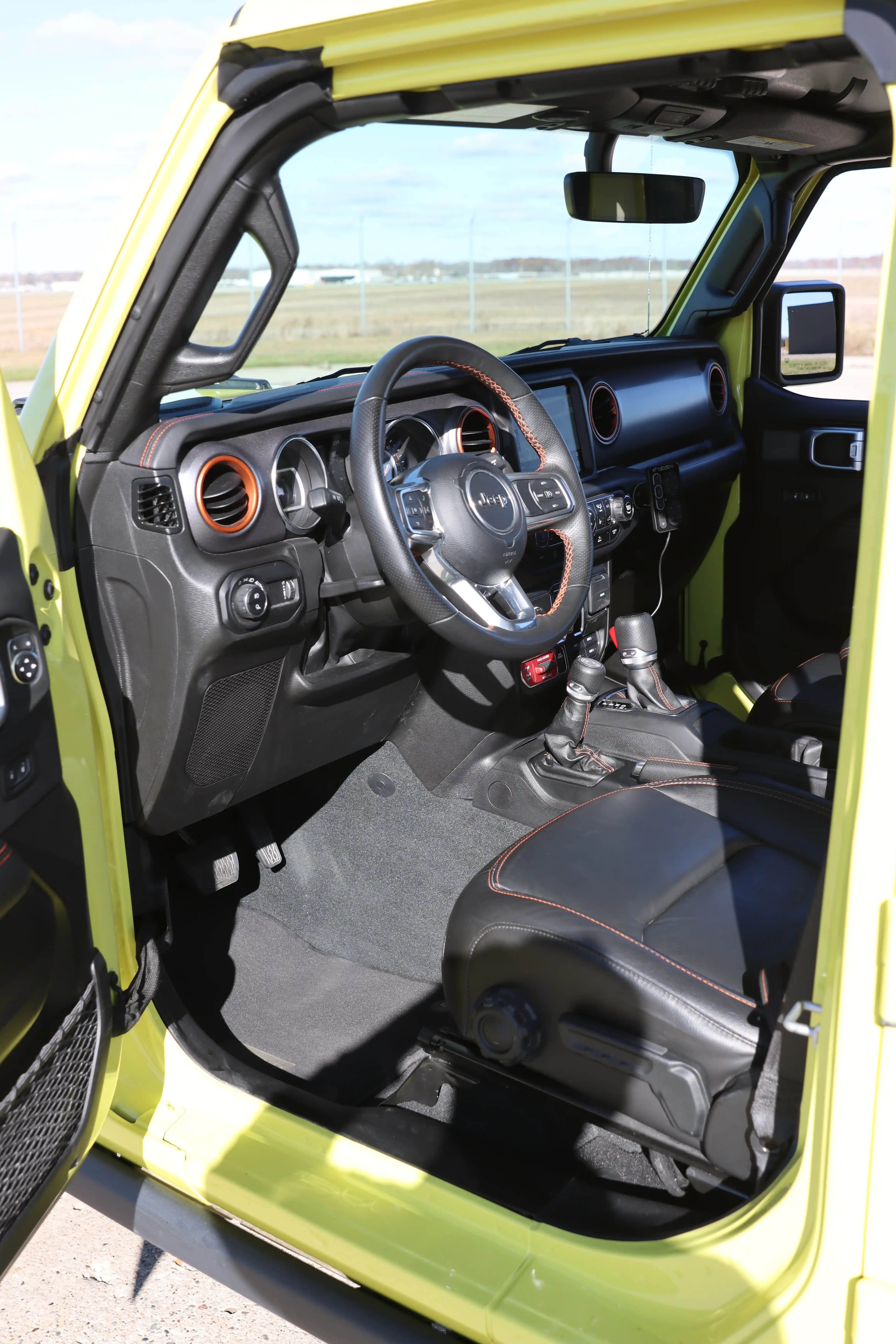 2023-jeep-gladiator-mojave-for-sale-10