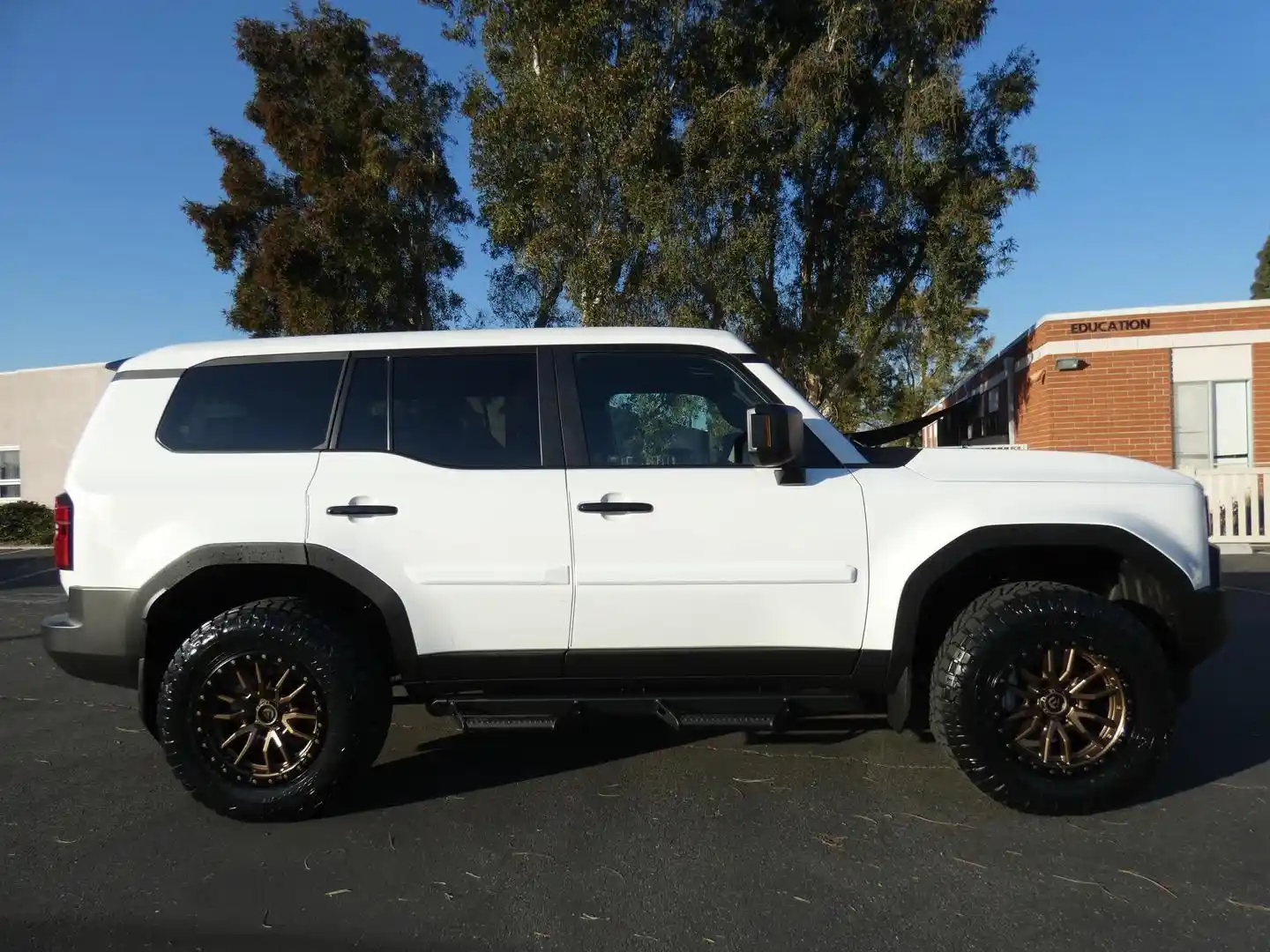 2025-toyota-land-cruiser-1958-for-sale-ca-04