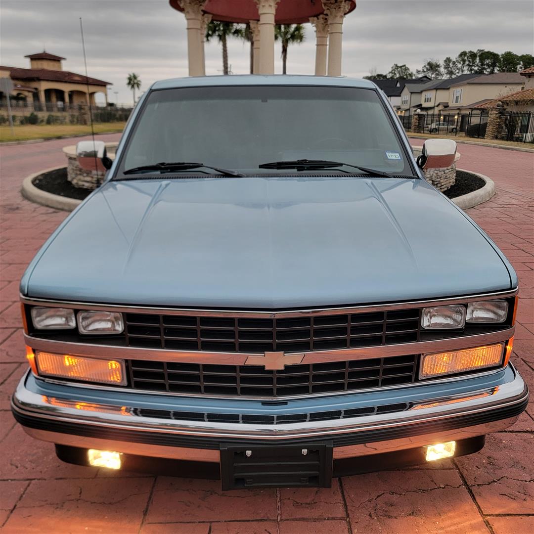 89ChevySilverado_125k_for-sale-02