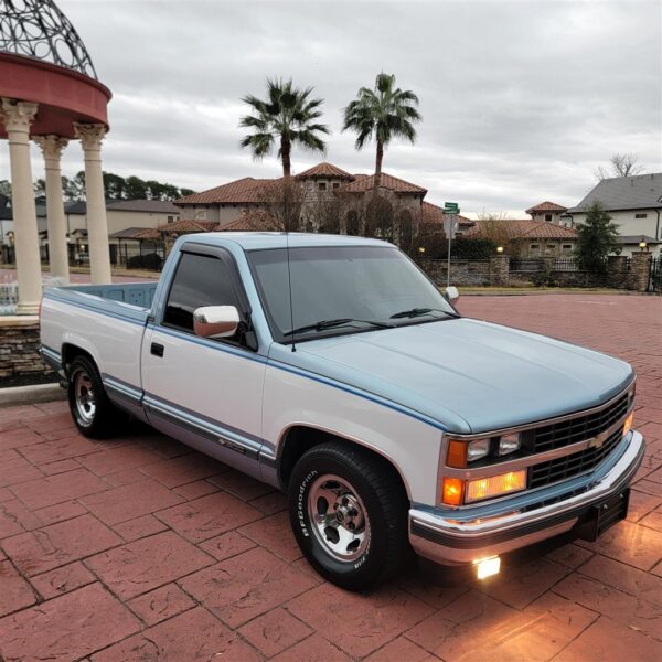 89ChevySilverado_125k_for-sale-03