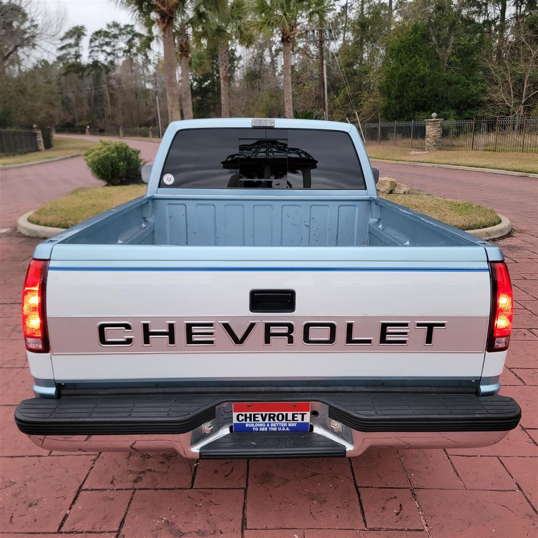 89ChevySilverado_125k_for-sale-06