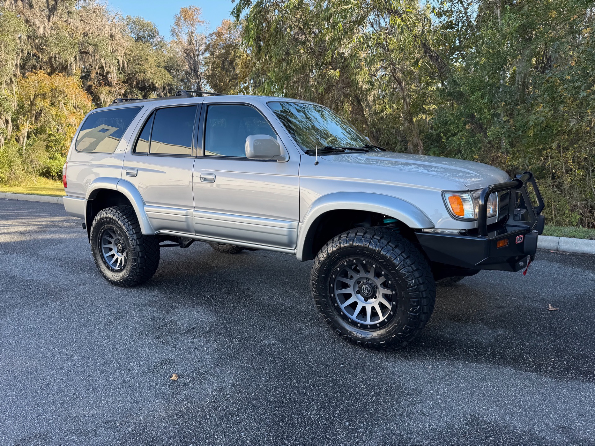 Used-2000-Toyota-4Runner-LIMITED-EXCEPTIONAL-FRESH-KINGS-CHARIOT-BUILD-Limited-1733708636