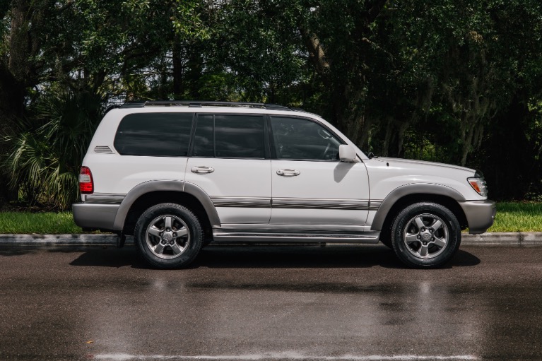 Used-2007-Toyota-Land-Cruiser-100-Outstanding-1732207799 (1)