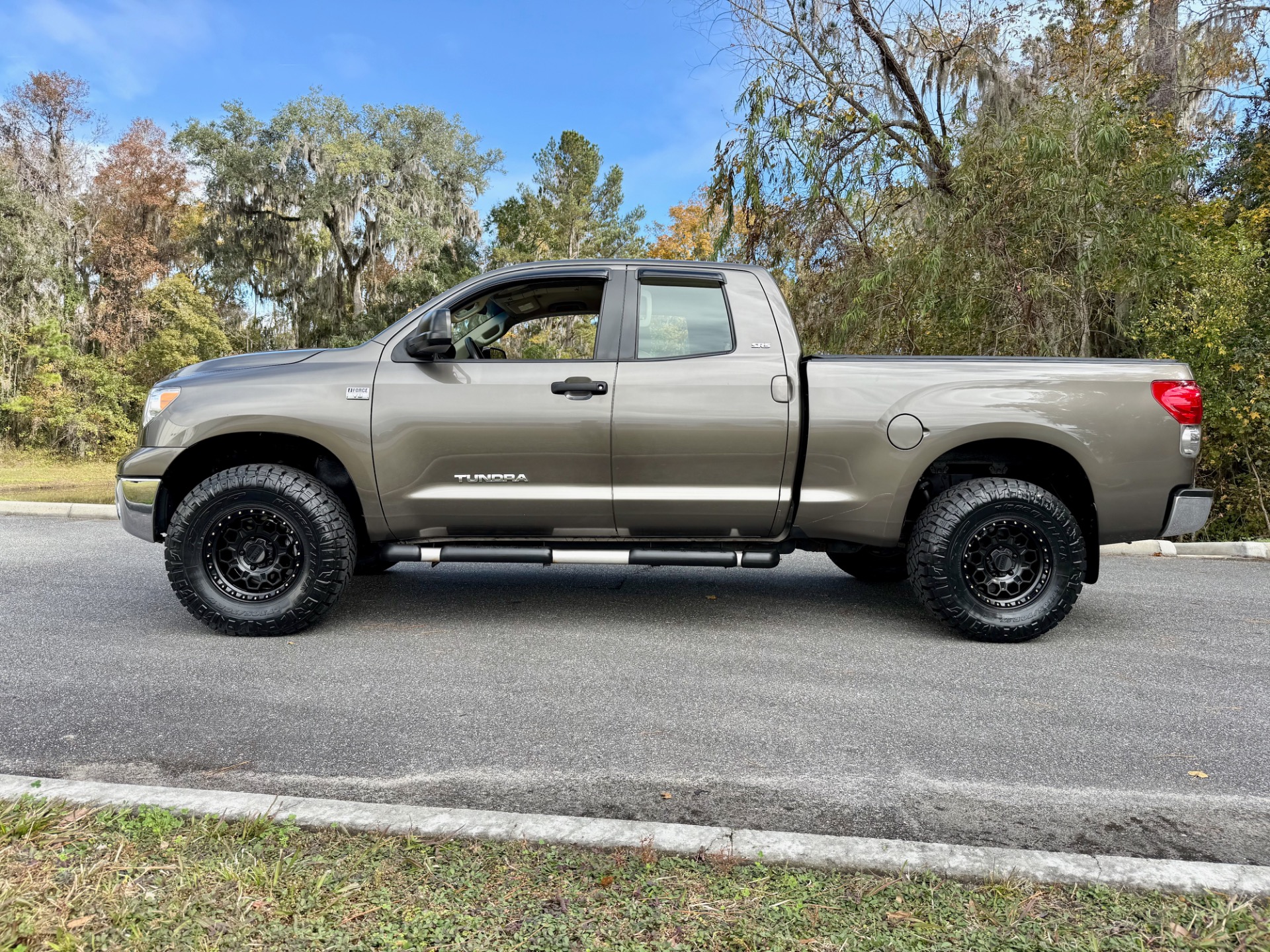 Used-2008-Toyota-Tundra-4X4-EXCEPTIONAL-CLEAN-CARFAX-SR5-1734379370 (1)