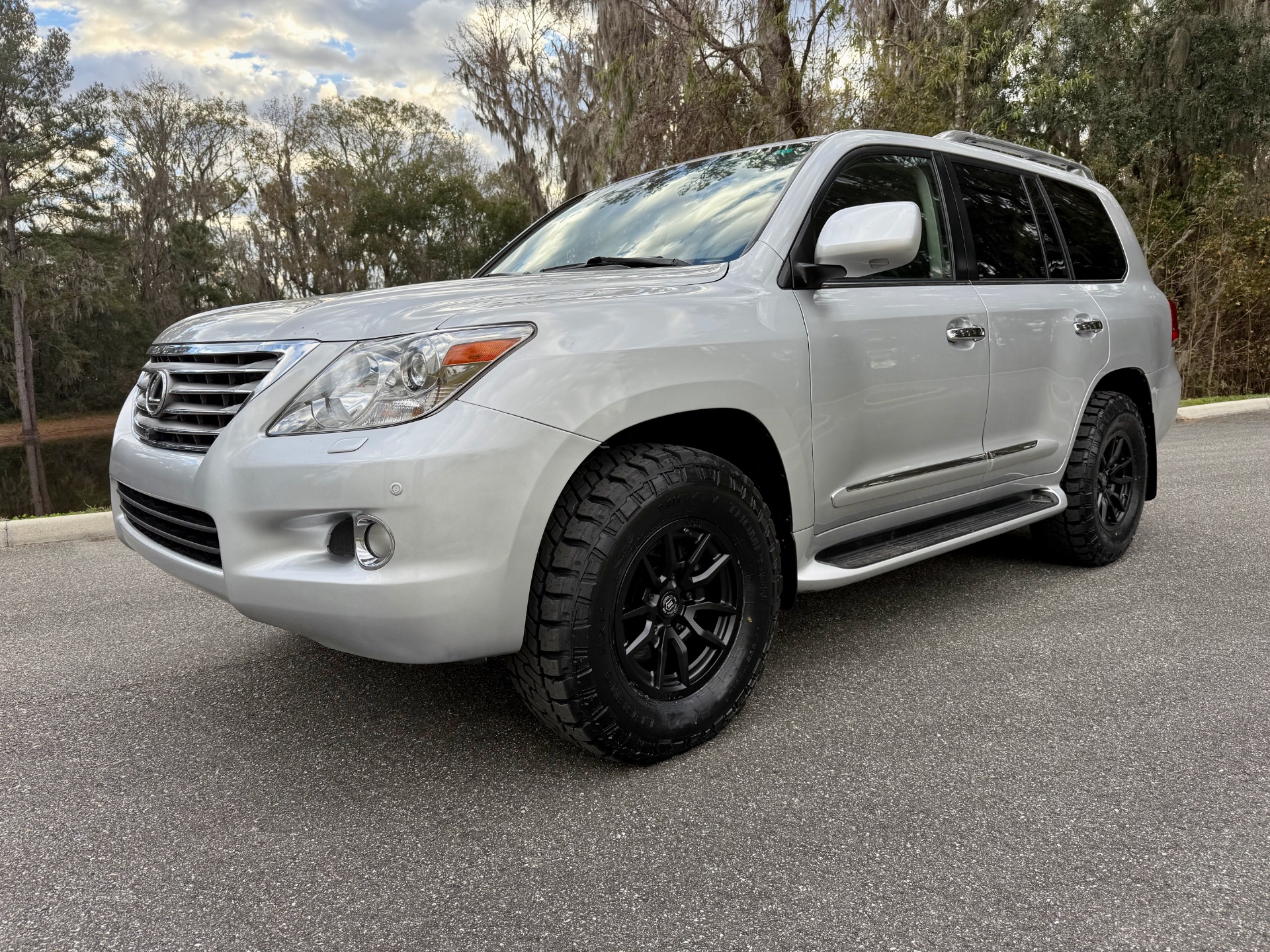 Used-2009-Lexus-LX-570-Lifted-Beautiful-1736569382