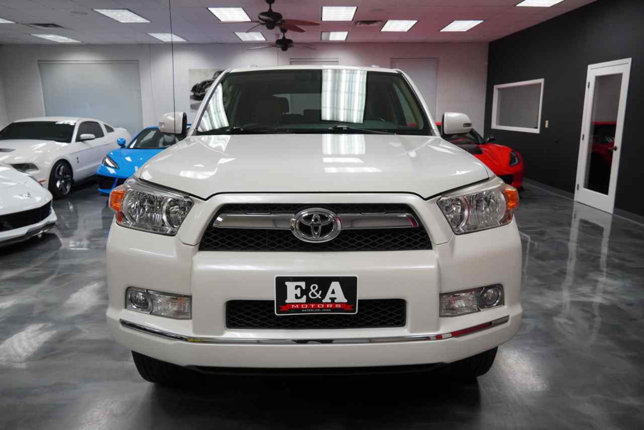 Used-2010-Toyota-4Runner-4WD-V6-Limited-for-sale-in-Waterloo-IA-50701-05