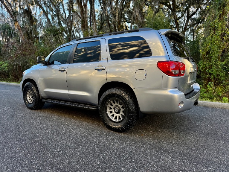 Used-2011-Toyota-Sequoia-4x4-lined-Leather-Excellent-1736995048 (2)