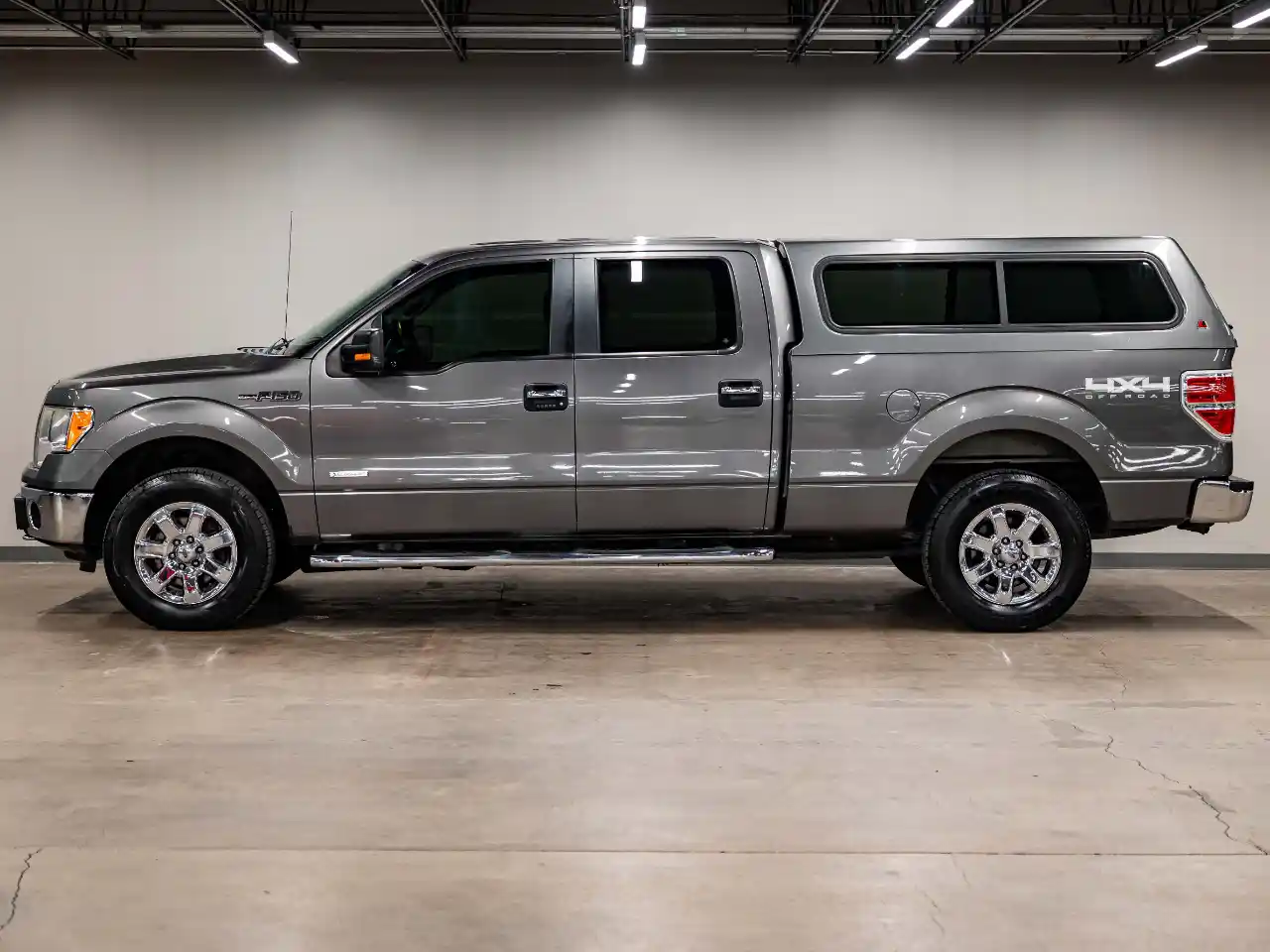 Used-2014-Ford-F150-XLT-SuperCrew-65ft-Bed-4WD-for-sale-in-Denver-CO-80226-02