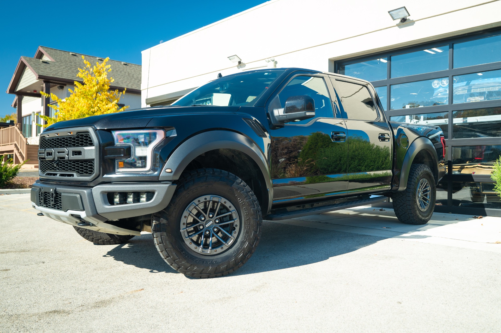 Used-2019-Ford-F-150-Raptor-1729801437