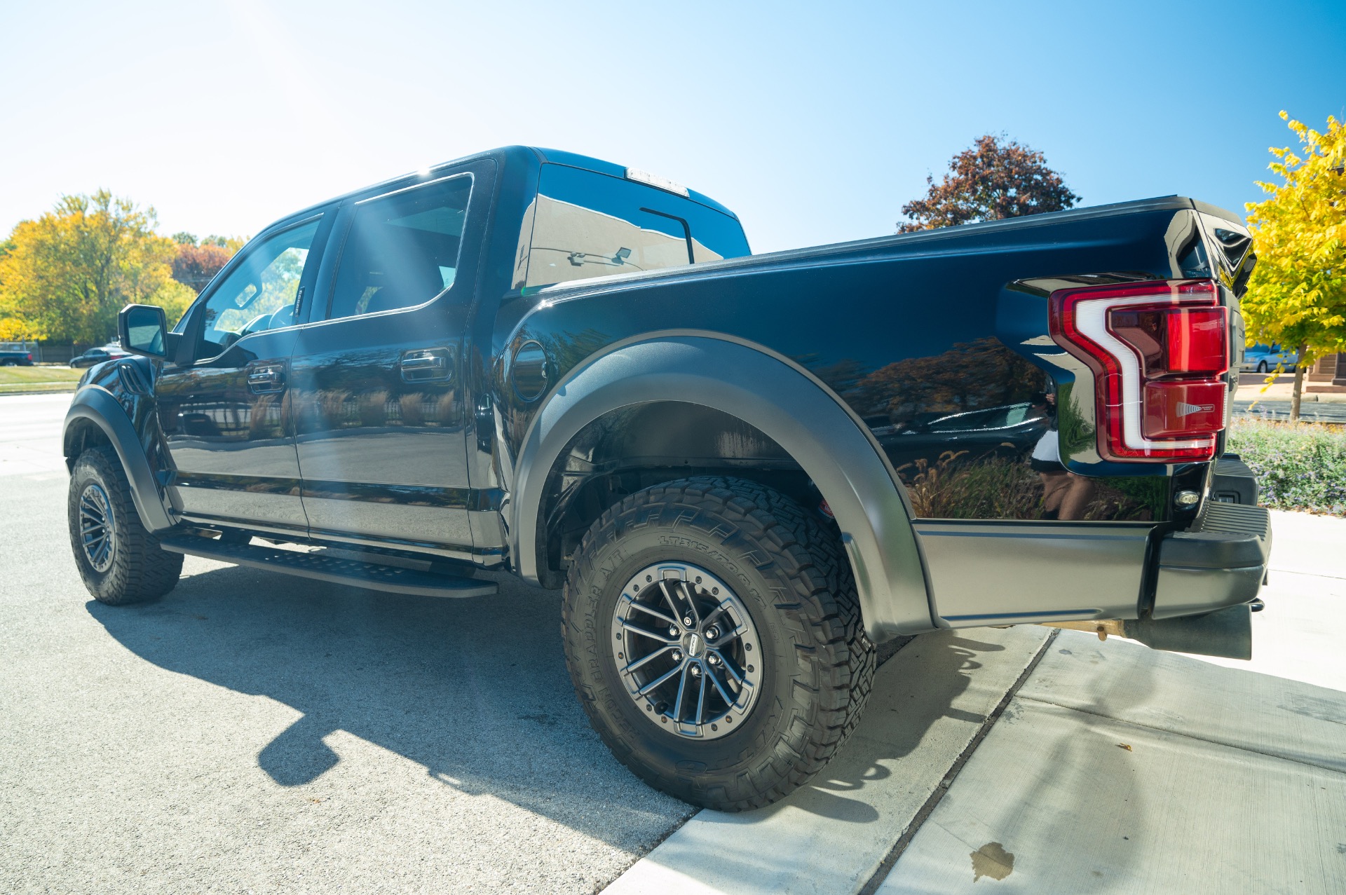 Used-2019-Ford-F-150-Raptor-1729801445