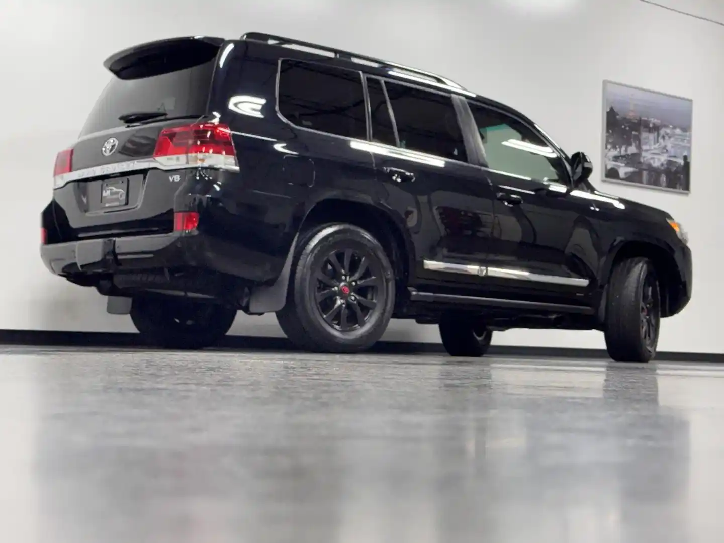 modified-2021-toyota-land-cruiser-for-sale-05