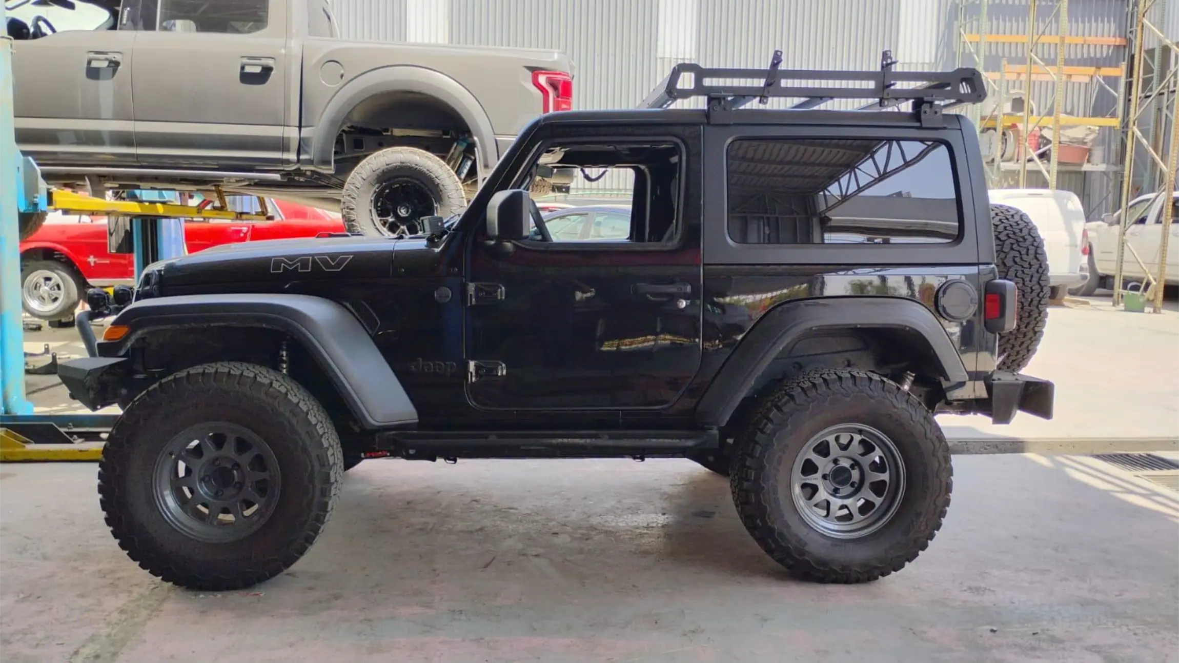 modified-2024-jeep-wrangler-jl-for-sale-02