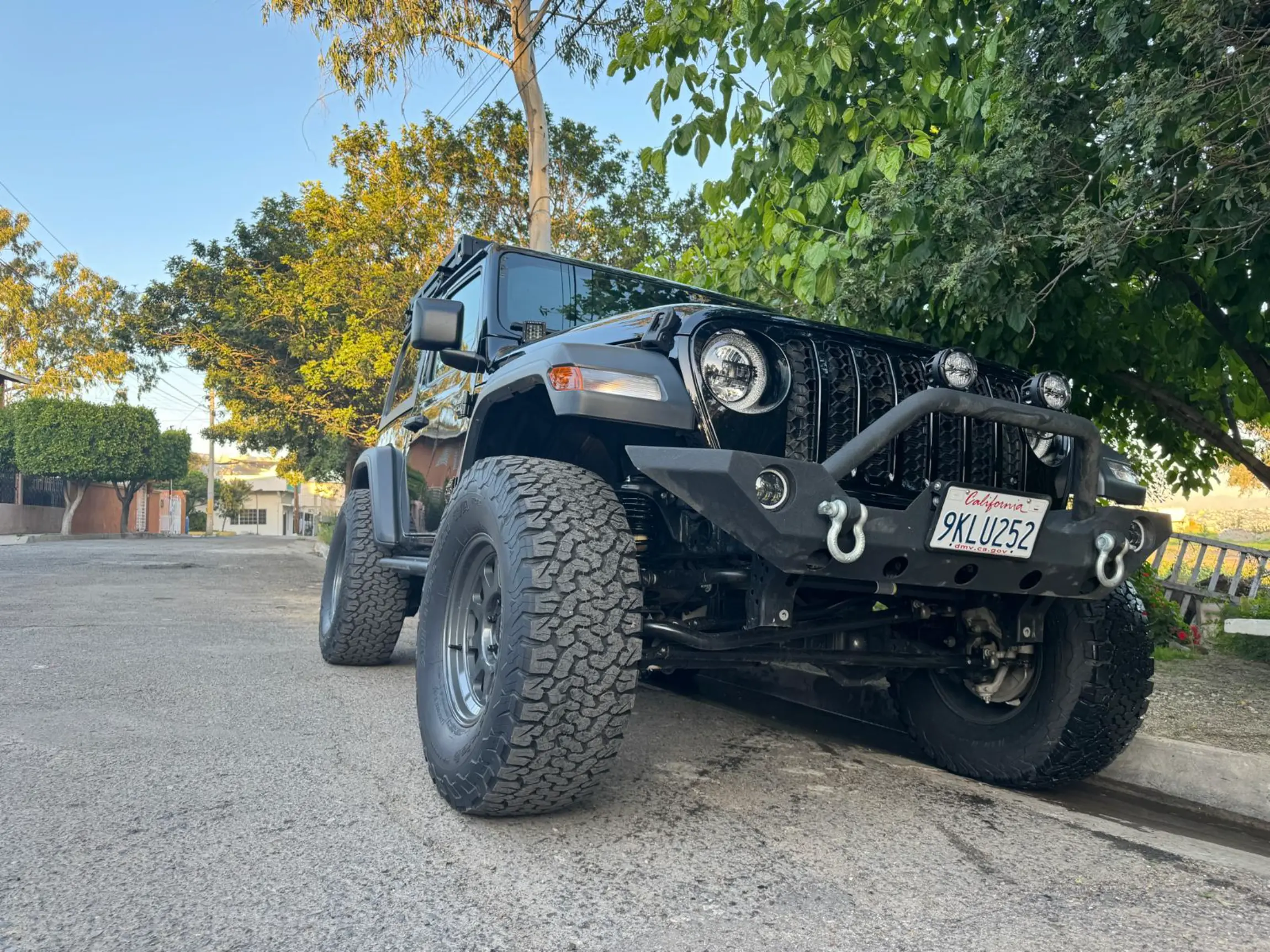 modified-2024-jeep-wrangler-jl-for-sale-03