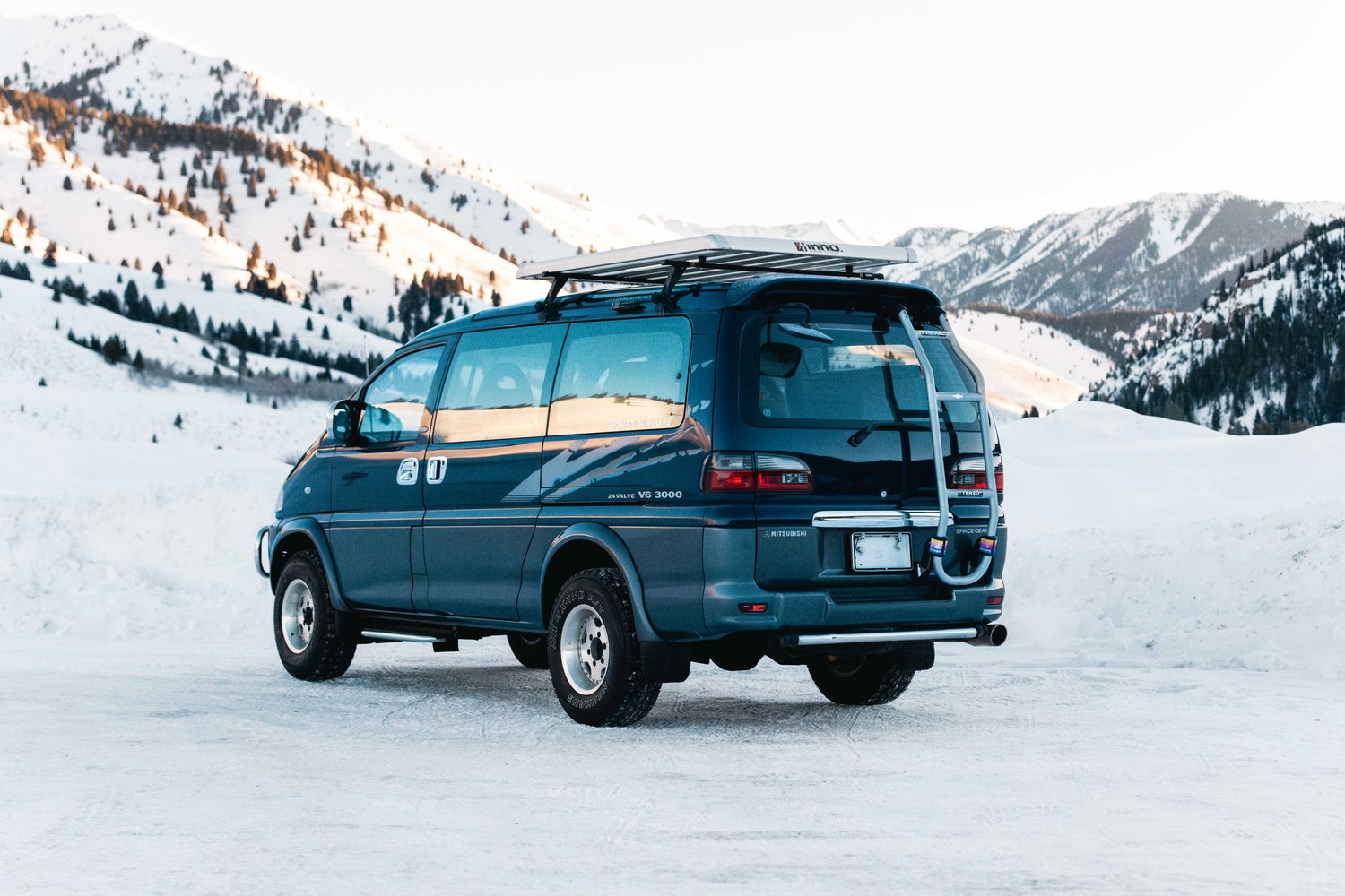 nomadic-van-delica-for-sale-stingray-05