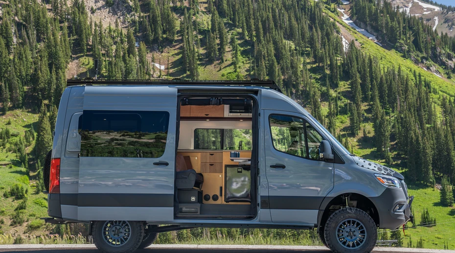 off-highway-van-build-2025-sprinter-04