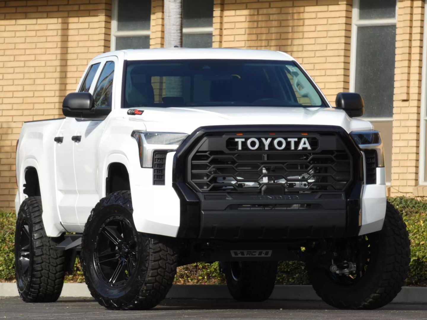 toyota-tundra-double-cab-for-sale-nash-02