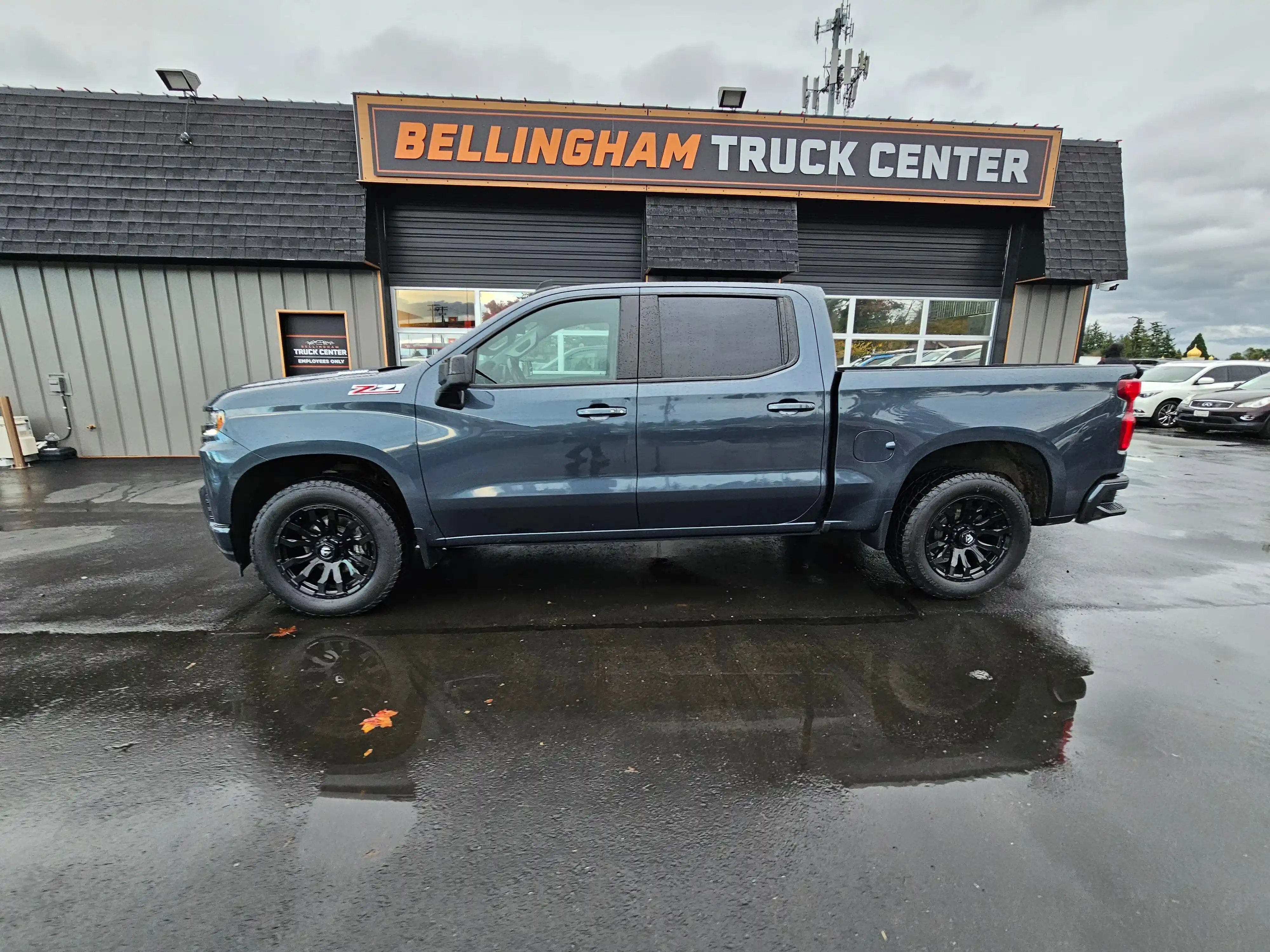 used-2021-chevrolet-silverado-1500-rst-lynden-wa-for-sale-02