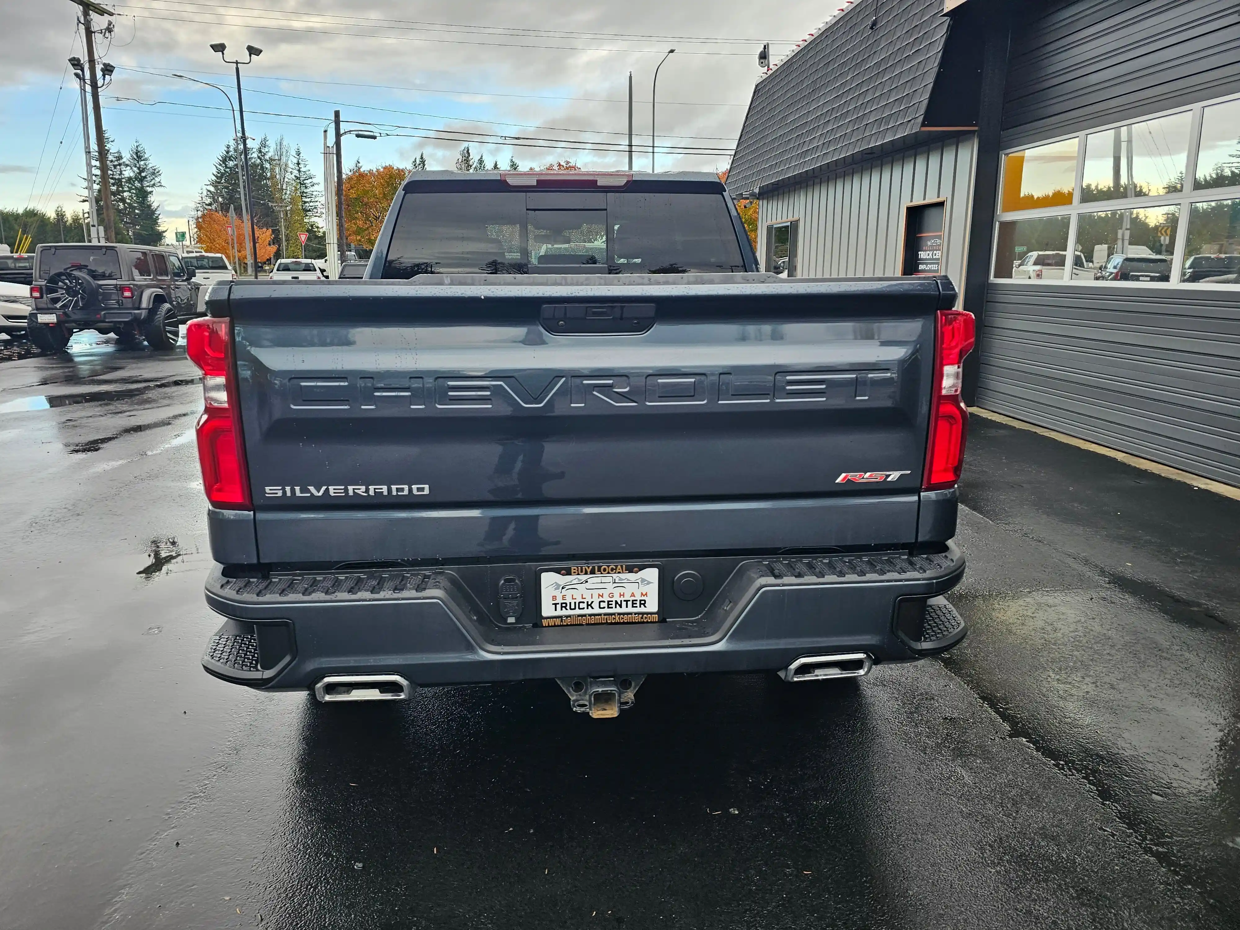 used-2021-chevrolet-silverado-1500-rst-lynden-wa-for-sale-04