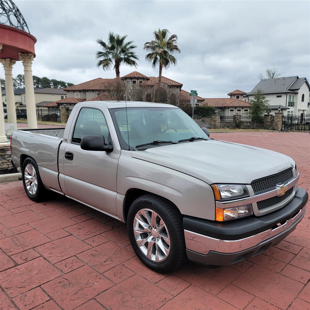 05Chevy1500swb_66k_for-sale-04