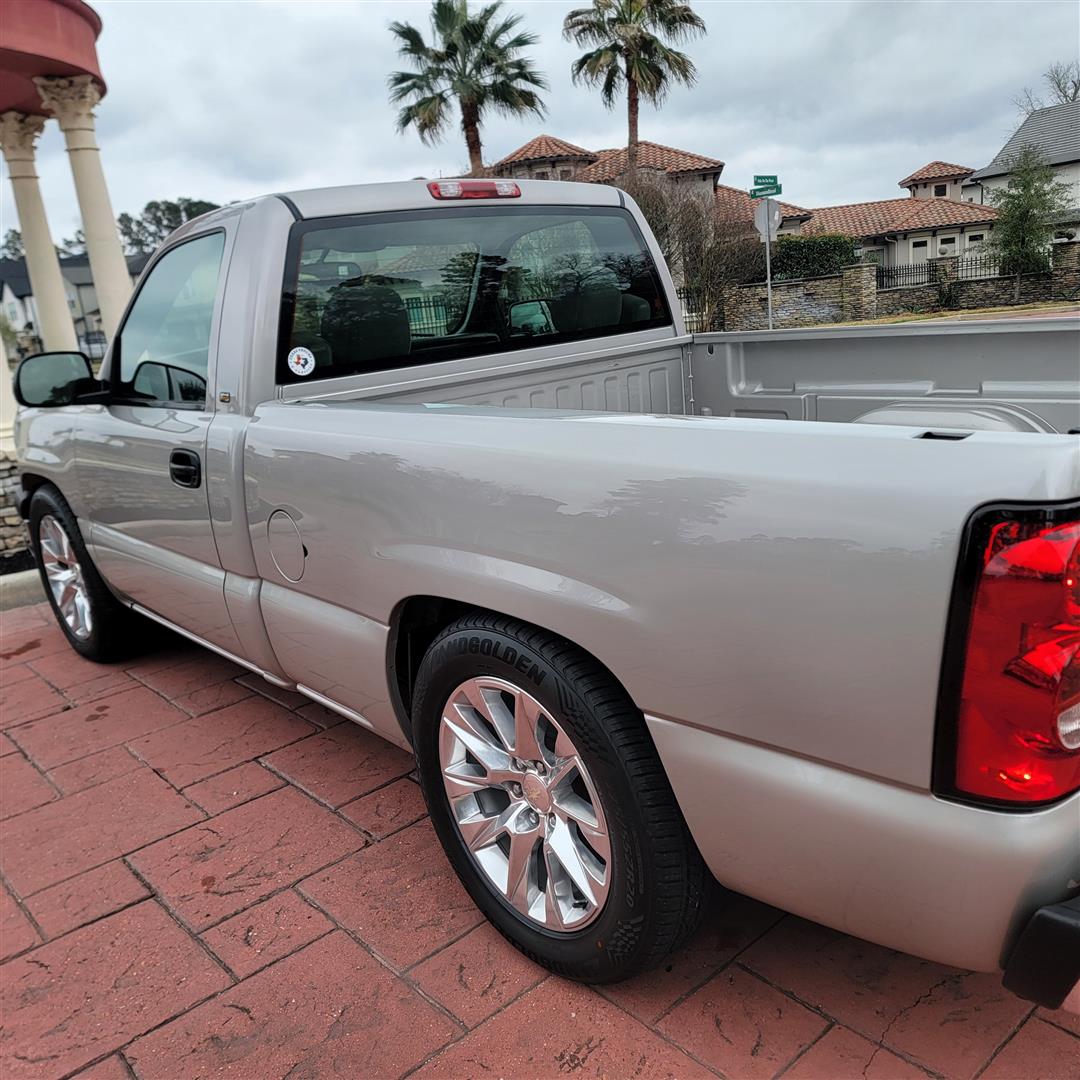 05Chevy1500swb_66k_for-sale-08