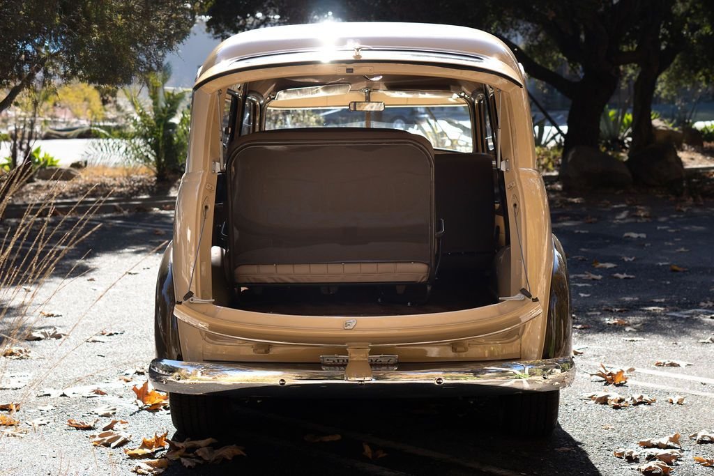 1949-chevrolet-suburban-for-sale-laguna-beach-ca-15