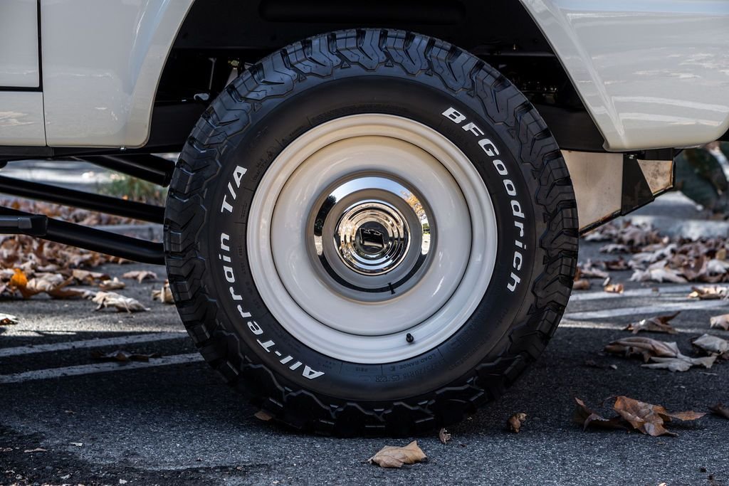 1969-ford-bronco-vintage-for-sale-laguna-beach-ca-417