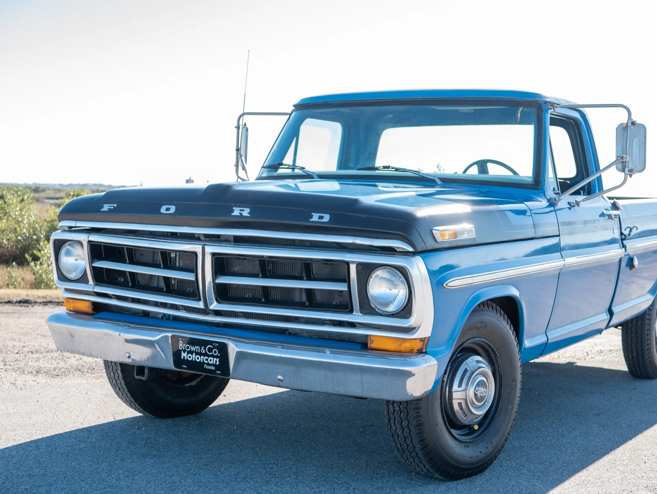 1972-Ford-F-250-for-sale-brown-co-motorcars-03